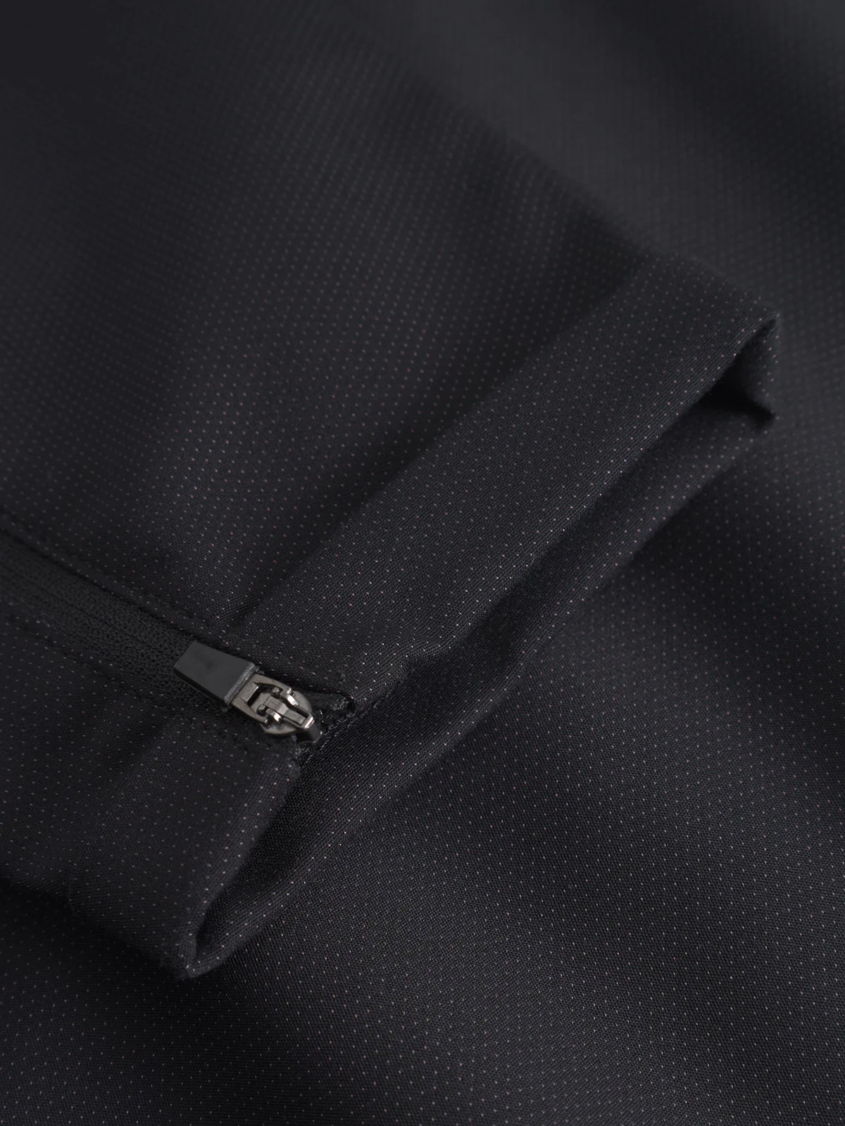 Pisa Small Dot - Black - Image 7